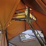 Huttopia Romeu Kemping 3*