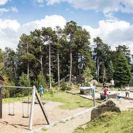 Huttopia Romeu 3* Font-Romeu-Odeillo-Via