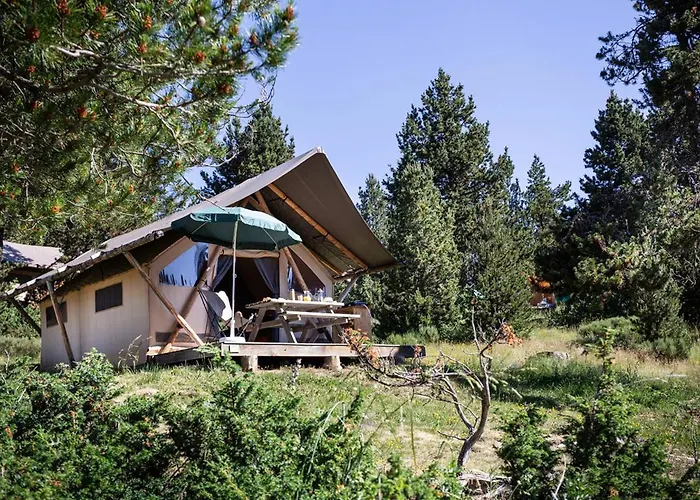 Huttopia Romeu 3* Font-Romeu-Odeillo-Via